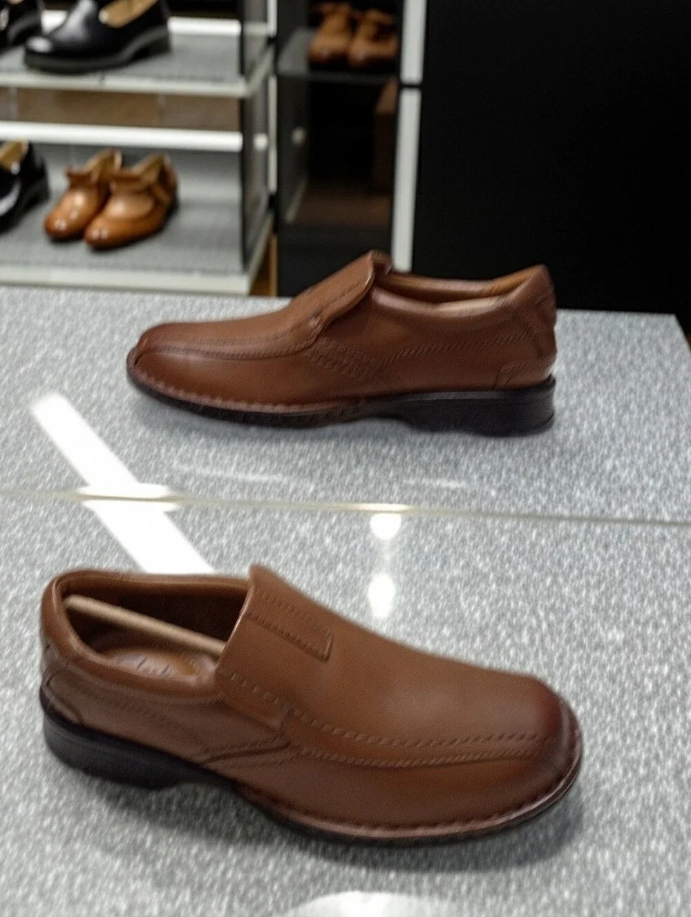 New Clarks Escalade Step Brown Leather Slip-On Comfort Loafers Men's 7M